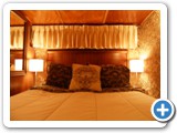 Full bed in Master Stateroom
